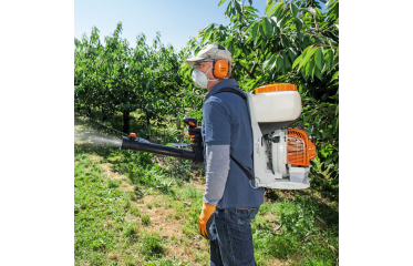 SR200 STIHL - Motorna nahrbtna škropilnica