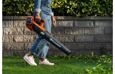 122iB Husqvarna - Aku pihalnik 122iB Husqvarna - Aku pihalnik