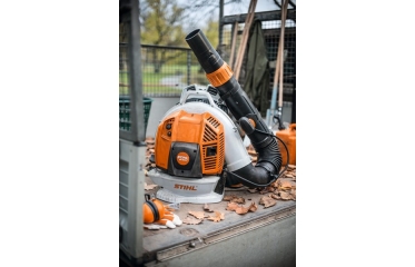 BR800 C-E STIHL - Motorni pihalnik