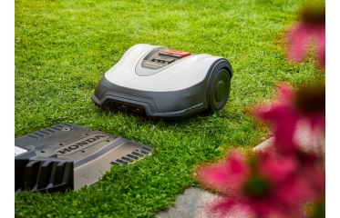 HRM40 HONDA – Robotska kosilnica