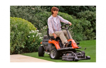R112C Husqvarna - Rider parkovna kosilnica